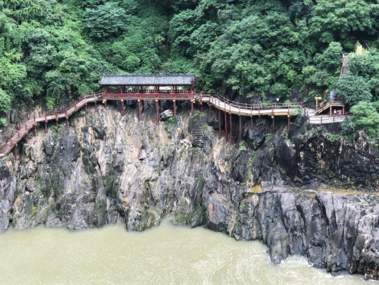 逃离沙漠的遗迹